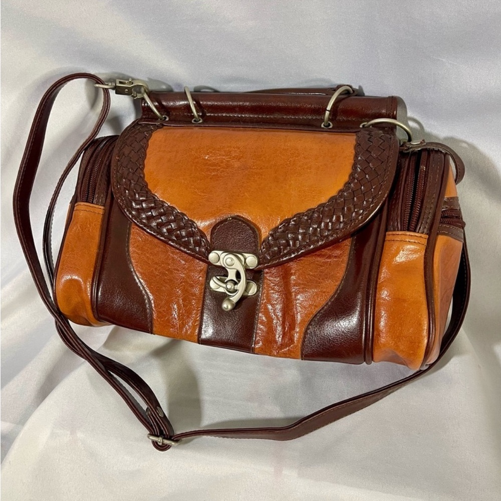Marc Chantal leather purse